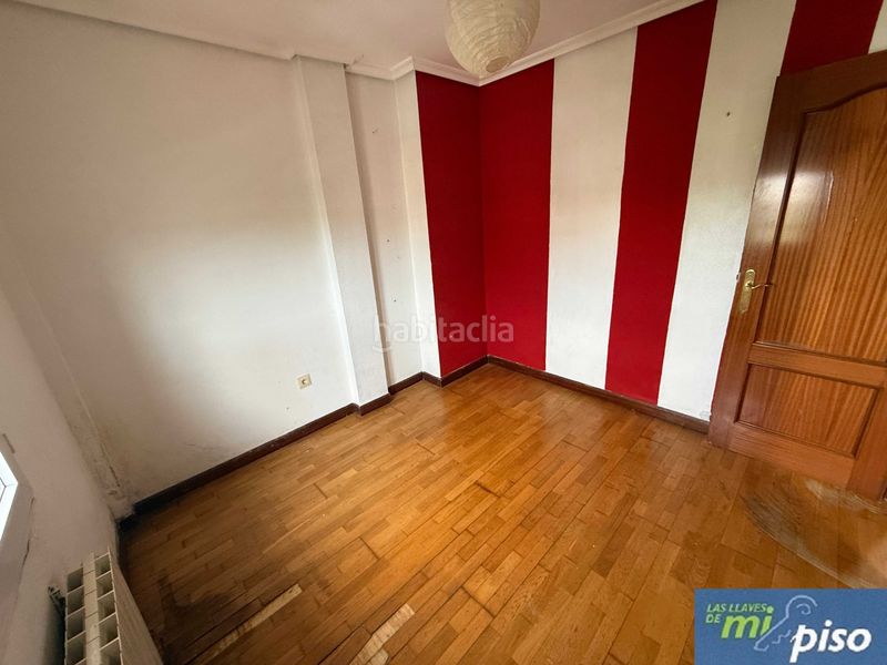 Foto 20ea557c-71b7-4802-a7b9-e9435f6359bf. Casa adossada a calle rosa chacel 15 a Cigales