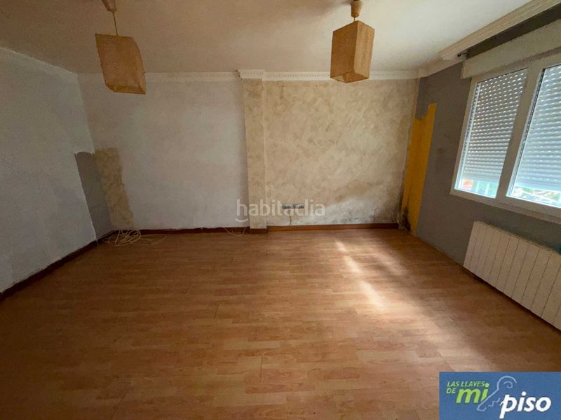Foto 3d8440c1-d397-4aaf-babd-8ea73f1955dd. Casa adossada a calle rosa chacel 15 a Cigales