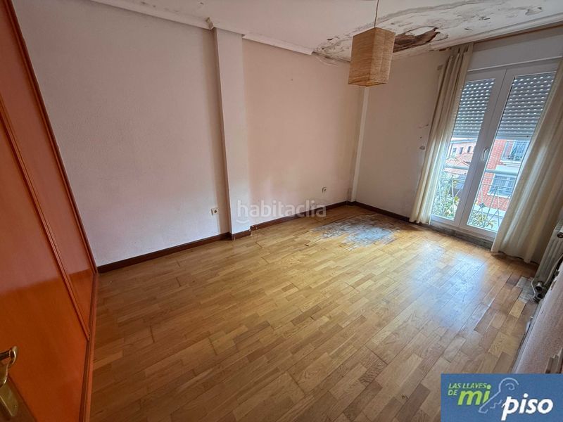 Foto 598a0dbb-a437-4400-8b8e-9ea05d1bcd95. Casa adossada a calle rosa chacel 15 a Cigales