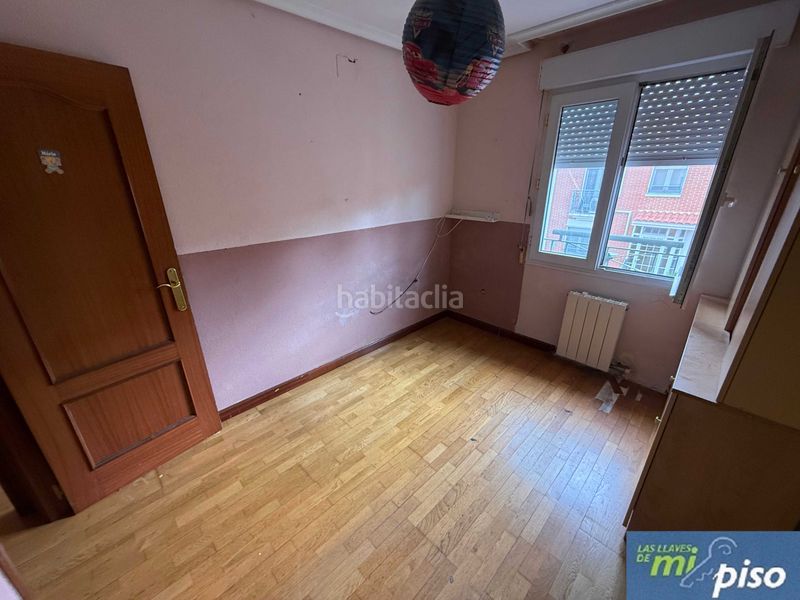 Foto 7799d96e-9971-43fe-b2fa-82e5d2368569. Casa adossada a calle rosa chacel 15 a Cigales