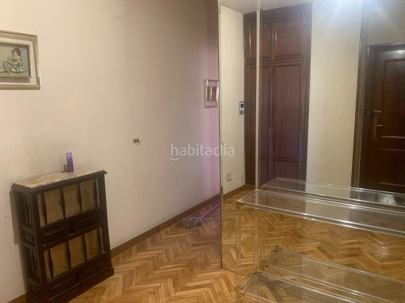 Foto e5b77b16-8edd-46ab-9f66-6aad612b368e. Piso en calle de las eras 4 oportunidad vivienda en Huerta del Rey de tres dormitorios. en Valladolid