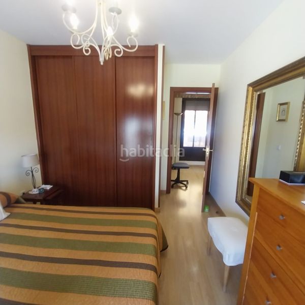 Foto 26c8fcf4-5577-47ab-a524-f3ec8a6a0199. Casa adossada a calle ciriaco velasco 18 a Villanubla