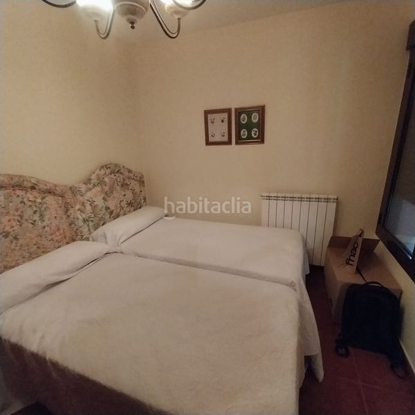 Foto 7211707b-ed19-4380-8260-686e574d7838. Casa adossada a calle ciriaco velasco 18 a Villanubla