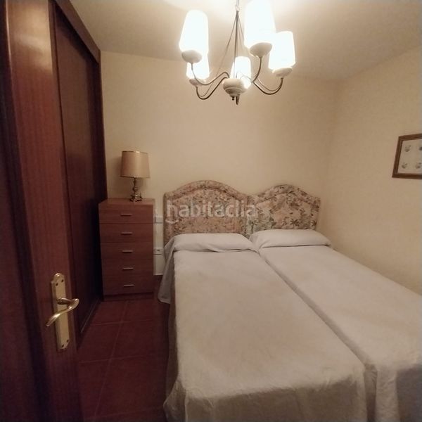 Foto c962d702-fc3d-49df-8891-6774c00be2a2. Casa adossada a calle ciriaco velasco 18 a Villanubla