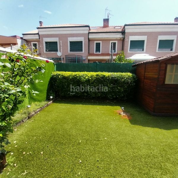 Foto fb8f4590-e6e9-472c-957e-04a8f89d0568. Casa adossada a calle ciriaco velasco 18 a Villanubla