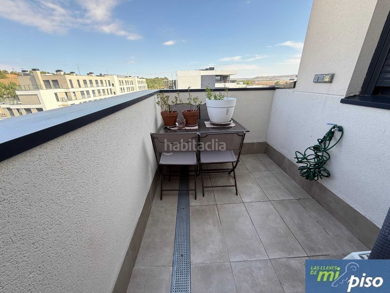 Foto 1f55ae3f-e931-4b10-adbe-bb215005d524. Ático en paseo obregón 84 oportunidad atico nuevo en puente jardín de cuatro dormitorios, tres baños. en Valladolid