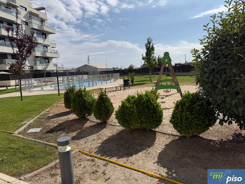 Foto 494afaee-1a0e-48eb-bf33-4e5e77bec912. Ático en paseo obregón 84 oportunidad atico nuevo en puente jardín de cuatro dormitorios, tres baños. en Valladolid