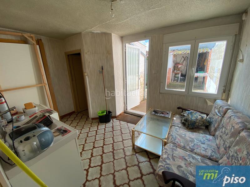 Foto 9f323056-723a-4165-af12-c9670bc985e0. Casa en cl-602 77 en Nava del Rey