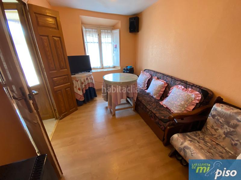 Foto a09f8f77-504c-45c4-b1a3-bc3cc981ee15. Casa en cl-602 77 en Nava del Rey