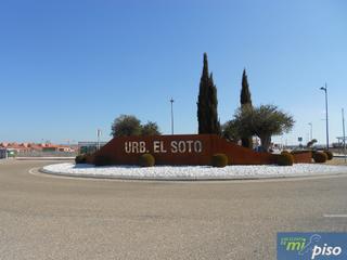 Terreny residencial a Sud 12 878
