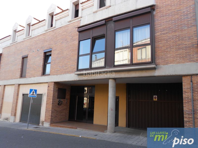 Foto 784387c4-dc0a-4262-b83b-61662d3679bf. Aparcament cotxe a n/a a Tordesillas