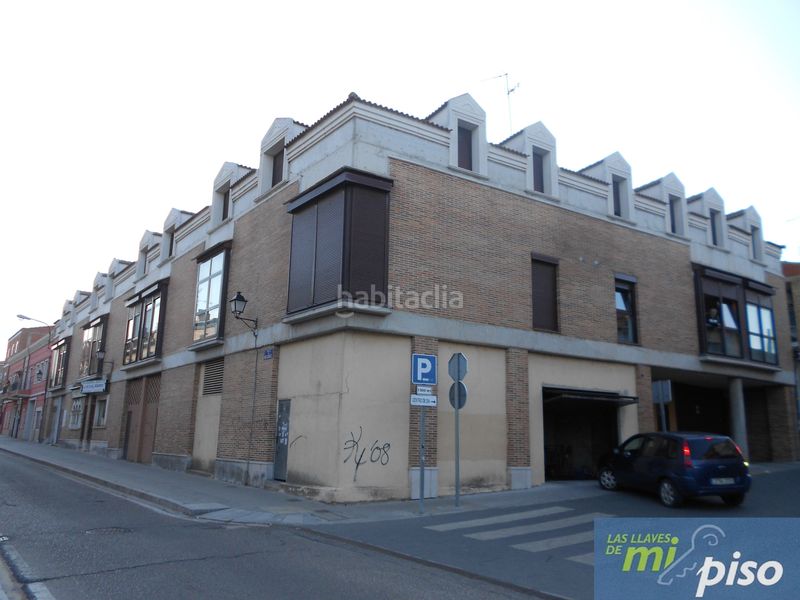 Foto 7eded009-d3f6-4b51-b096-564181550c32. Aparcament cotxe a n/a a Tordesillas
