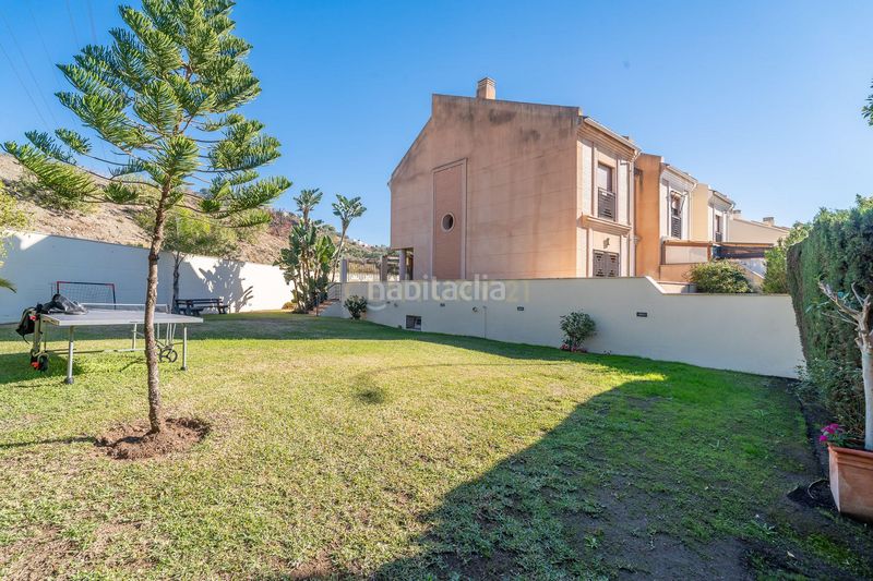 Foto 72d792cd-1a24-4b4b-9d3e-54be1468b1f0. Casa amb aparcament piscina a Parque Clavero Málaga
