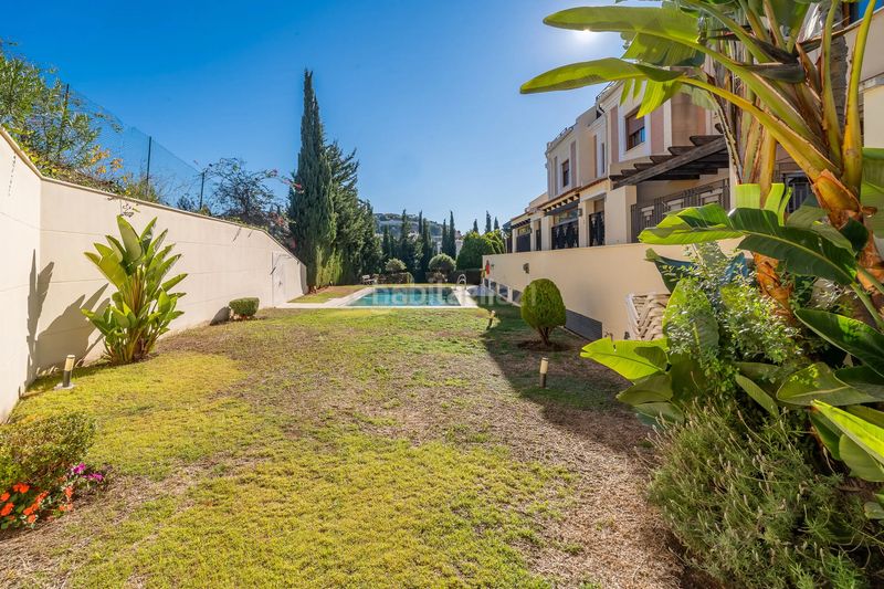 Foto a3eb3390-3736-4699-8ac8-040d997f3962. Casa amb aparcament piscina a Parque Clavero Málaga