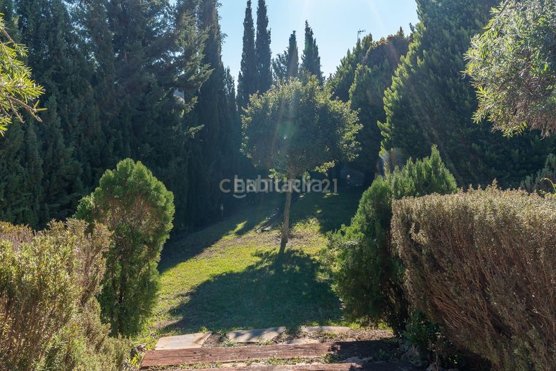 Foto b14422ab-79ff-45c2-a27e-fa9a3682b703. Casa amb aparcament piscina a Parque Clavero Málaga