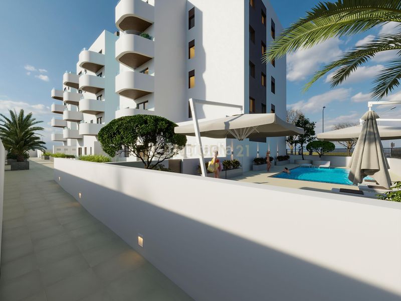 Foto da44bad9-6375-446f-97da-a251d9d97d49. Piso en calle benajarafe moderno apartamento , málaga con vistas panorámicas en Mijas