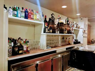 Transfer Business premise in Puerto Deportivo. Traspaso restaurante en fuengirola centro con terraza y alta ren