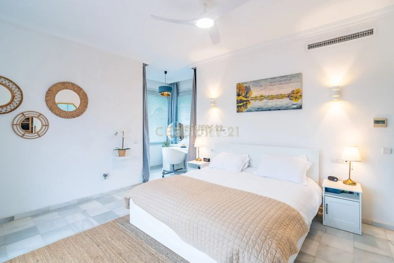 Foto 33a1e5eb-c4cb-47aa-b92e-b5f078ba3a45. Casa amb piscina a Mijas golf Mijas