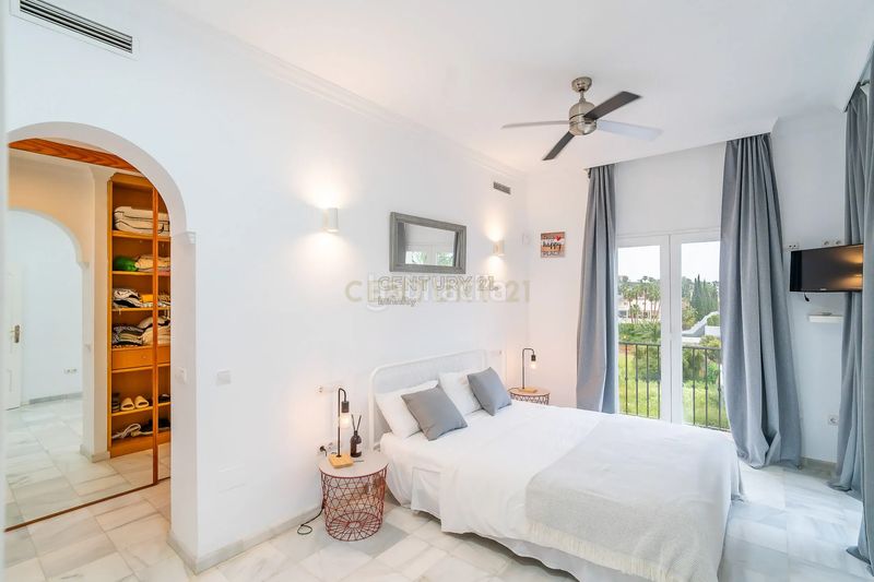 Foto 3b3a39df-1eba-4990-b288-7153137b7711. Casa amb piscina a Mijas golf Mijas