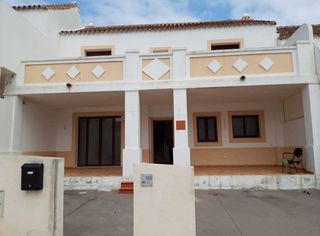 Apartament a DOÑA JULIA (UR 15), RE-9