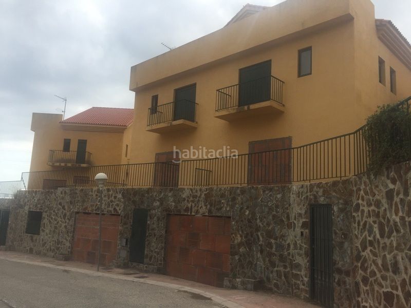 Foto 0329a7df-d613-424b-982a-6e0fbbe7a9aa. Casa adossada amb aparcament a Torreblanca del Sol Fuengirola