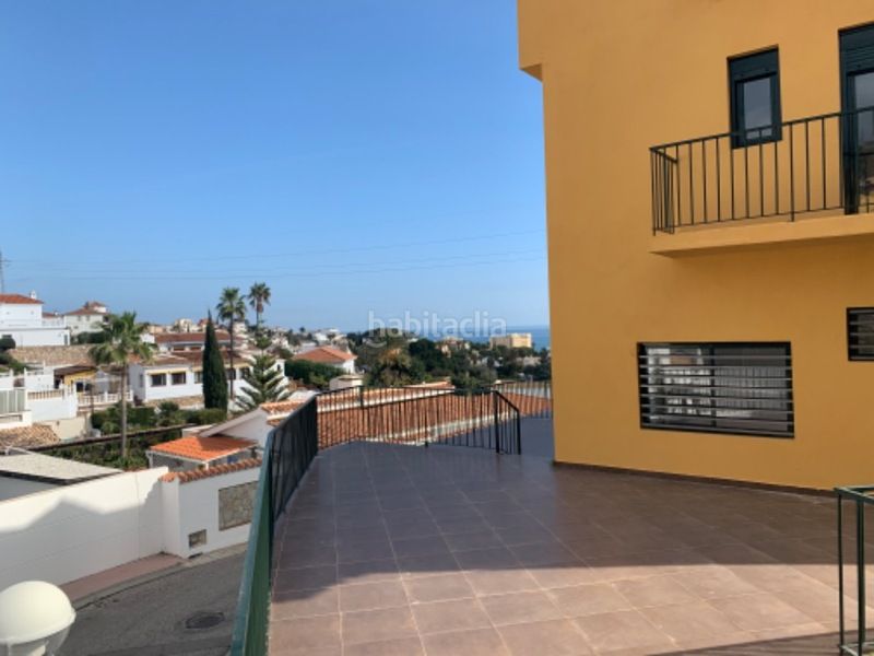 Foto 48fe1bc5-555a-4fc7-b424-2e2b20b97742. Casa adossada amb aparcament a Torreblanca del Sol Fuengirola