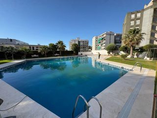 Flat in Av terramar 13benalmadena (málaga). Piso en venta reformado recientemente con vistas despejadas  ben