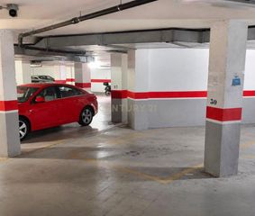 Posto auto in Tn sp-4.2 doña maria norte 2  conjunto arenal golf iiibenalmaden. Amplio garaje en benalmádena, málaga  oportunidad única!
