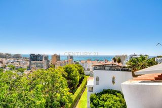 Casa  Calle firmamento, 5, benalmádena, españa. Adosado en esquina con vistas al mar en cortijo torrequebrada