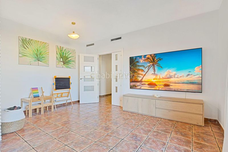 Foto daa90622-84b9-42bb-af5e-4ba1d7b18193. Apartament a Las Flores Mijas