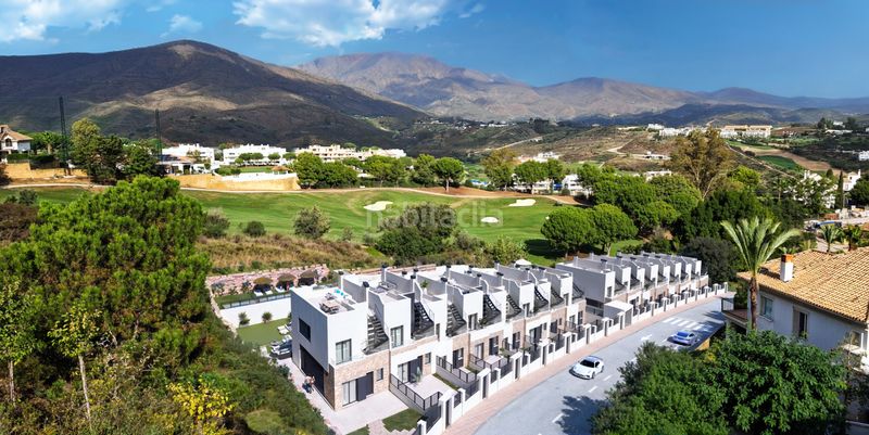Foto 774b50a8-c44a-4082-897d-abcf6c5c94ef. Casa adosada 217m<sup>2</sup> en urbanización cala golf 1 en La Cala Golf - Lagar Martell Mijas