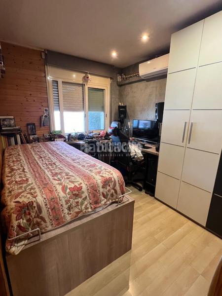 Foto 69a3a82a-4a4f-4504-bd24-bb55c766e809. Piso  en venta en Centre Castelldefels