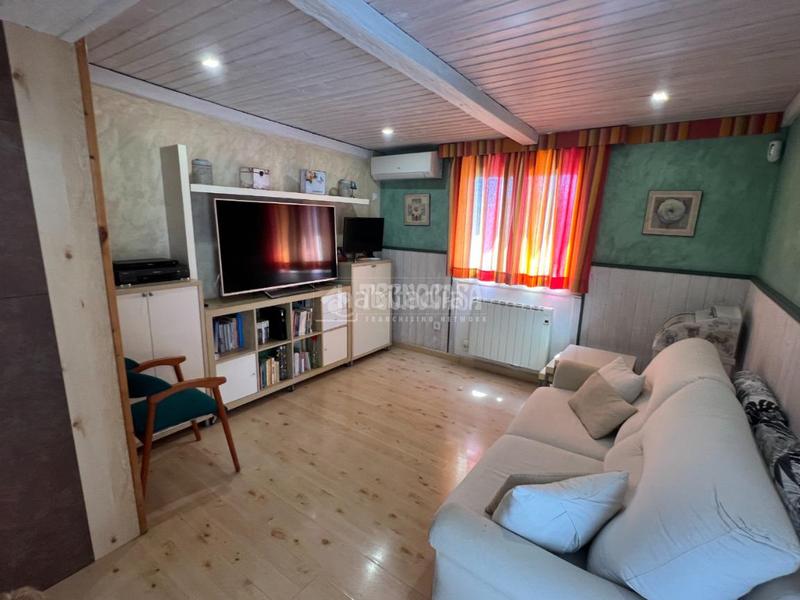 Foto b879d043-74bd-4716-bb7a-2d765f2b3267. Piso  en venta en Centre Castelldefels