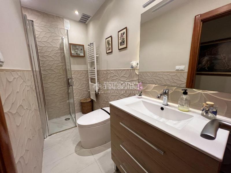 Foto 591d572c-e3db-4aef-8c6d-601866060b2c. Casa pareada casa en venta en La Pineda Castelldefels