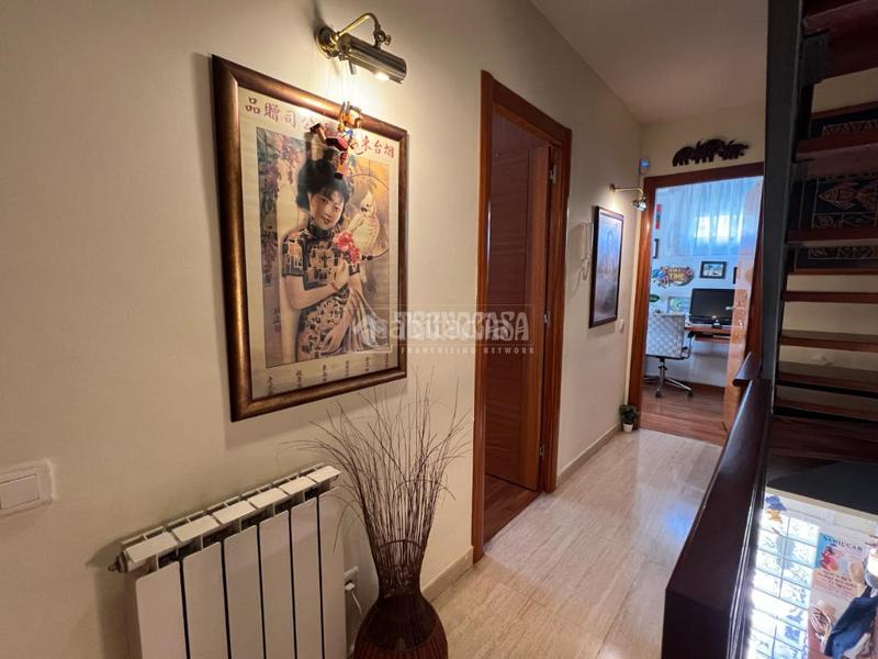 Foto e8948607-6ddb-4787-8a0b-58a152ee5a7d. Casa pareada casa en venta en La Pineda Castelldefels