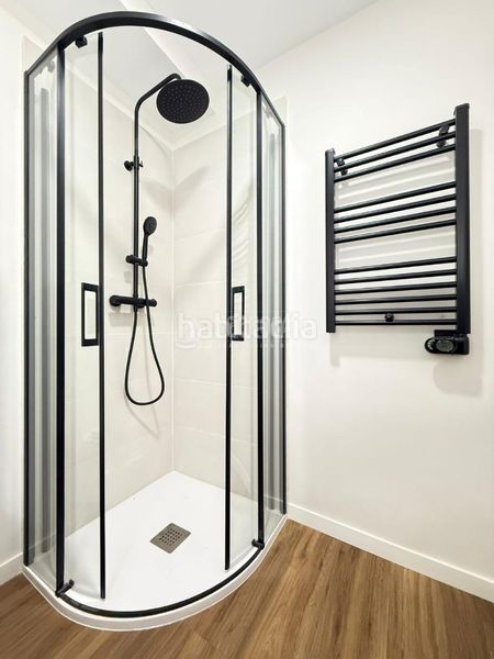 Foto efbdb390-0ac4-4cc4-8520-7b684c4e47ad. Pis a Centre Pineda de Mar