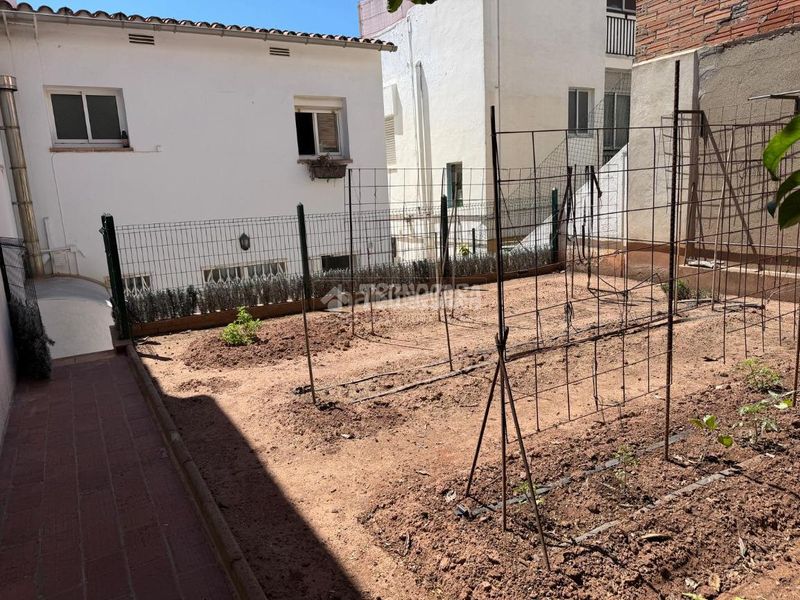Foto 81bf8859-8d3a-4088-a5fa-55e170f02e1d. Casa amb calefacció a Vista Alegre Castelldefels
