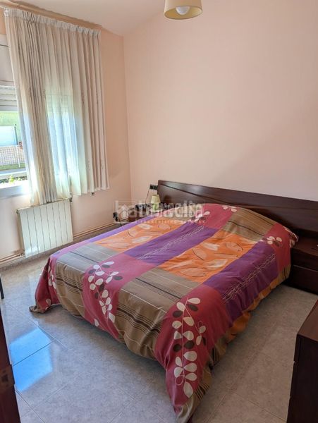 Foto ad8f1a25-3c14-4cec-8f1b-c3f042273e1f. Casa amb calefacció a Vista Alegre Castelldefels