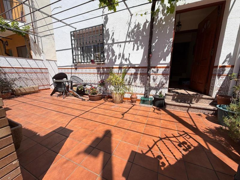 Foto f320b310-4a87-4ca6-8f3c-6a603cbd03cc. Casa amb calefacció a Vista Alegre Castelldefels