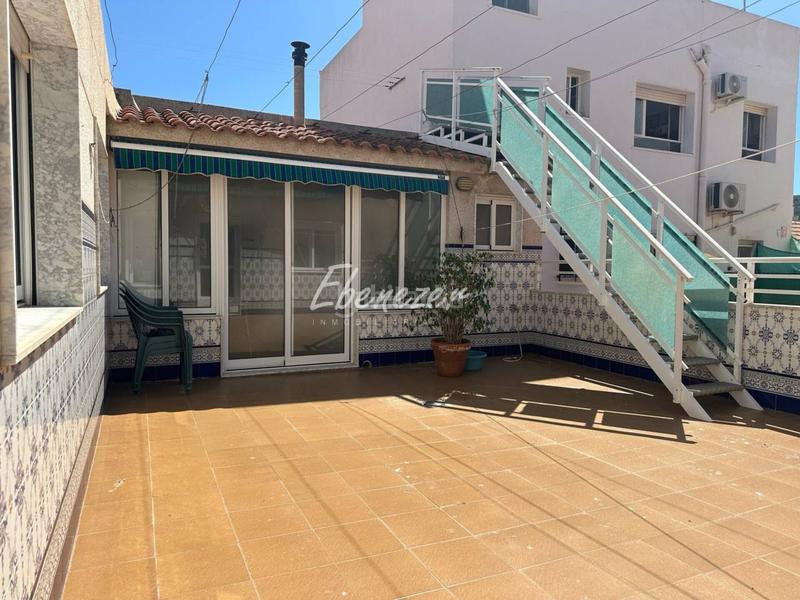 Foto b6543210-db63-4634-83ce-bc9a808ce614. Appartamento con parcheggio in Barrio de la Concepción Cartagena
