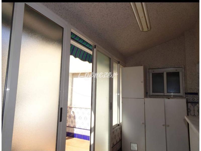 Foto b9a7e287-d3f4-40f3-bdaf-ce48168b081d. Appartamento con parcheggio in Barrio de la Concepción Cartagena