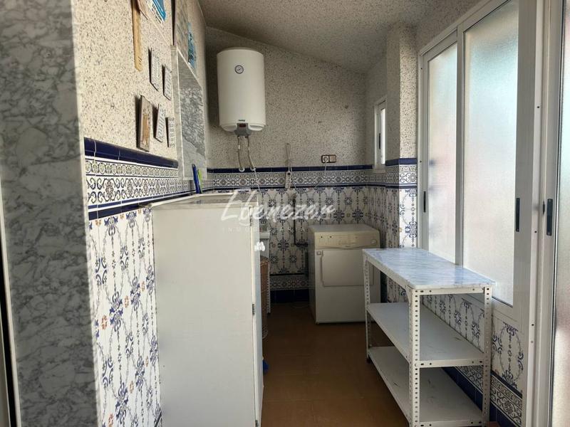 Foto c40c67d7-e956-403f-bd0c-9f4fb82f71eb. Appartamento con parcheggio in Barrio de la Concepción Cartagena