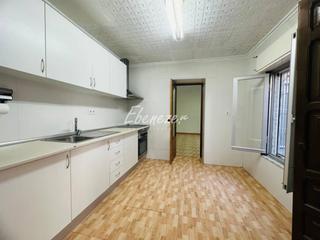Pis  Fernando martínez. Piso bajo con patio