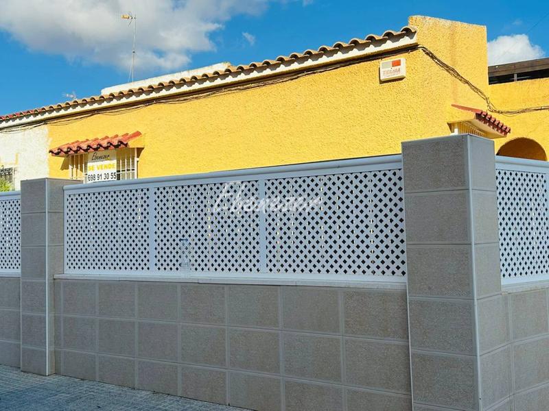 Foto 1f76867f-6a9a-488b-8a80-8c9669f619d9. Chalet espectacular chalet en venta en Canteras. en Cartagena