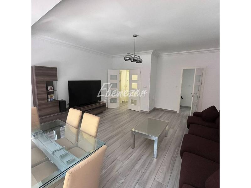 Foto f4e162fe-b4b5-4d7c-a63a-637b81a7618b. Pis amb calefacció a Casco Antiguo Cartagena