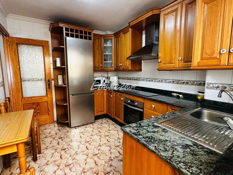 Foto 2eefa452-06f2-4bd4-a574-1a933b0d3cfb. Duplex con parcheggio in Barrio Peral-San Félix Cartagena
