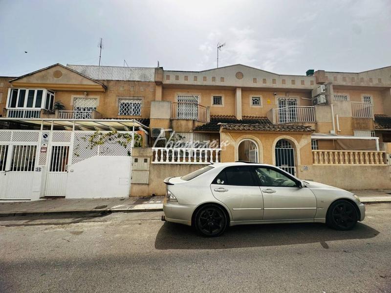 Foto 58a2709d-647c-4a8b-94da-adcafc78900a. Duplex con parcheggio in Barrio Peral-San Félix Cartagena