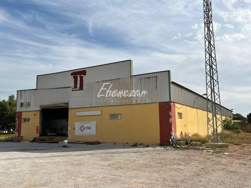 Foto e740ff81-4642-4bd7-b439-5de25dc9c2af. Nau industrial a Canteras Cartagena