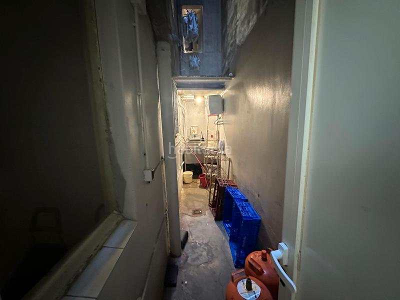 Foto 2686413d-f840-4af1-bf80-17d8b8c04c84. Transfer business premise with heating in Sants Barcelona