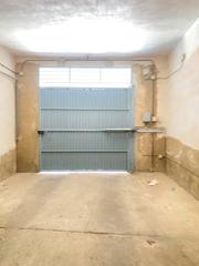 Local Comercial a Carlet. Local comercial de 1.148m2, con dos entradas, puerta automática,